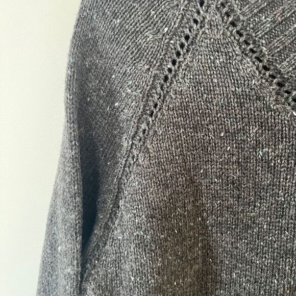 Woolrich Grey Wool Blend Speckled Knit Crochet Detail Vneck Sweater - Picture 5 of 9